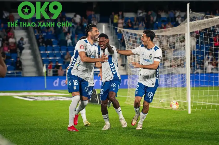 Tenerife được dự đoán sẽ chiến thắng để bước vào vòng đấu tiếp theo. Tenerife được dự đoán sẽ chiến thắng để bước vào vòng đấu tiếp theo.